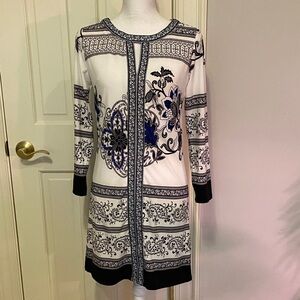 Elegant Black and White Patterned Dress